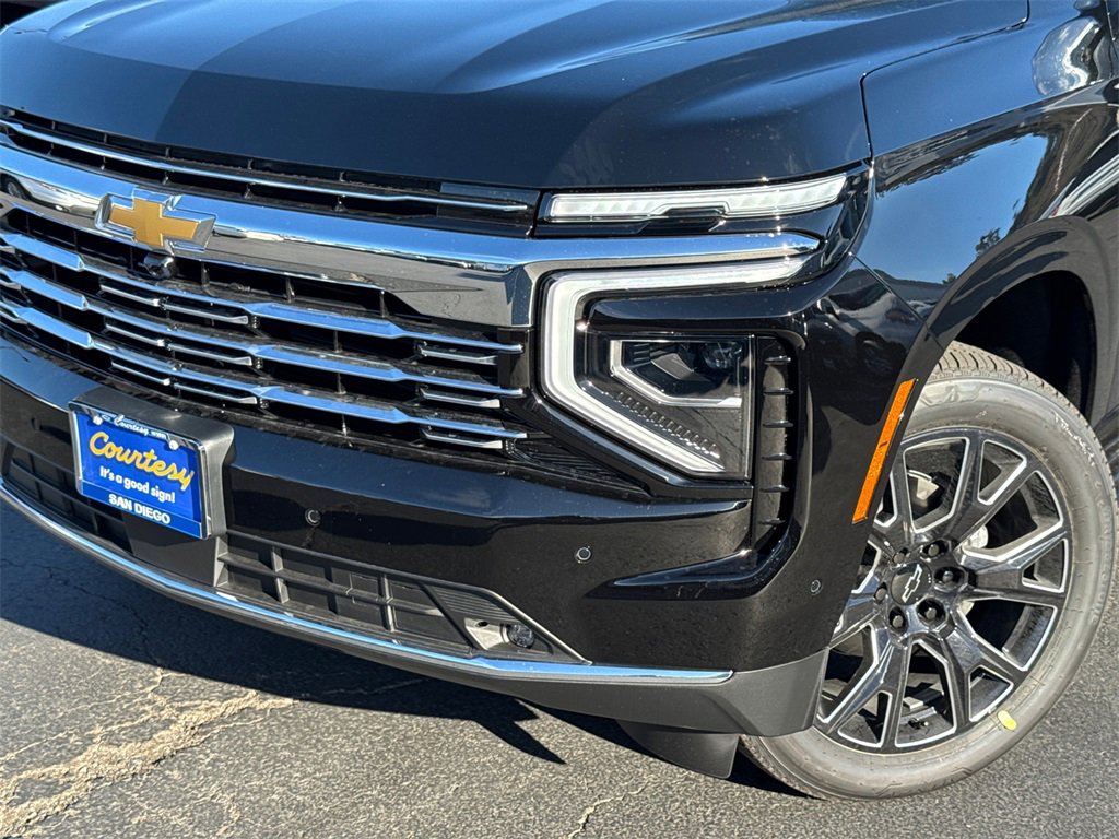 2025 Chevrolet Tahoe Premier photo 3