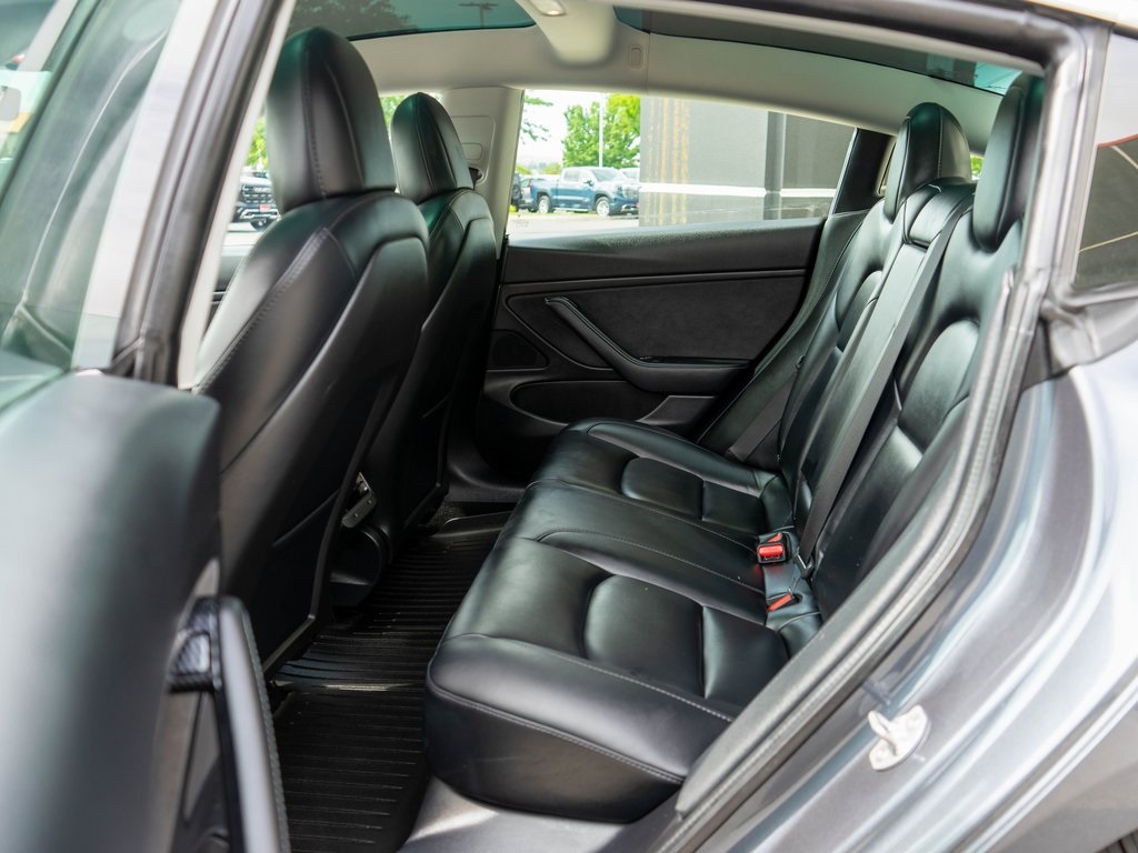 2020 Tesla Model 3 Long Range photo 12
