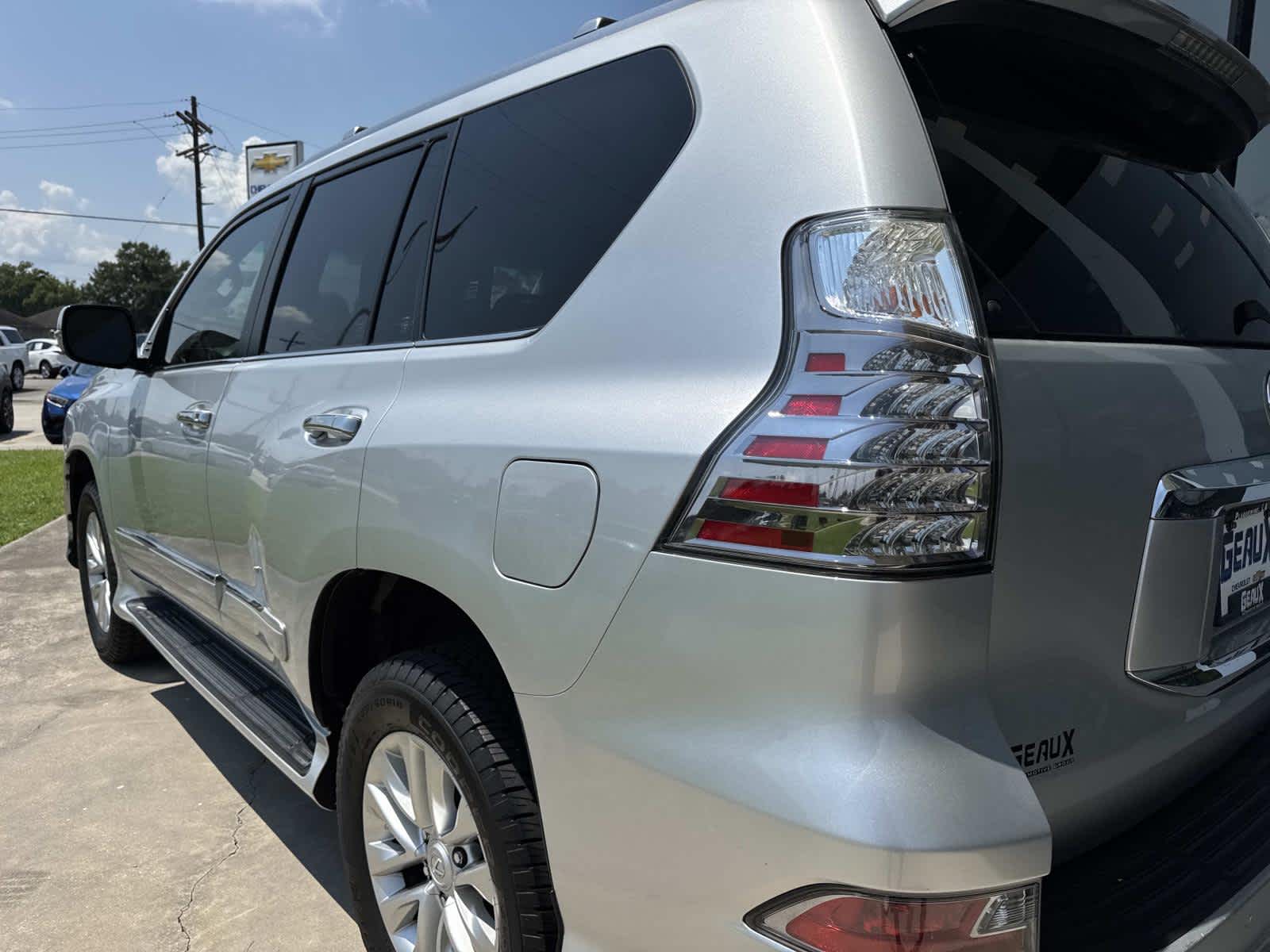2018 Lexus GX 460 Premium photo 17