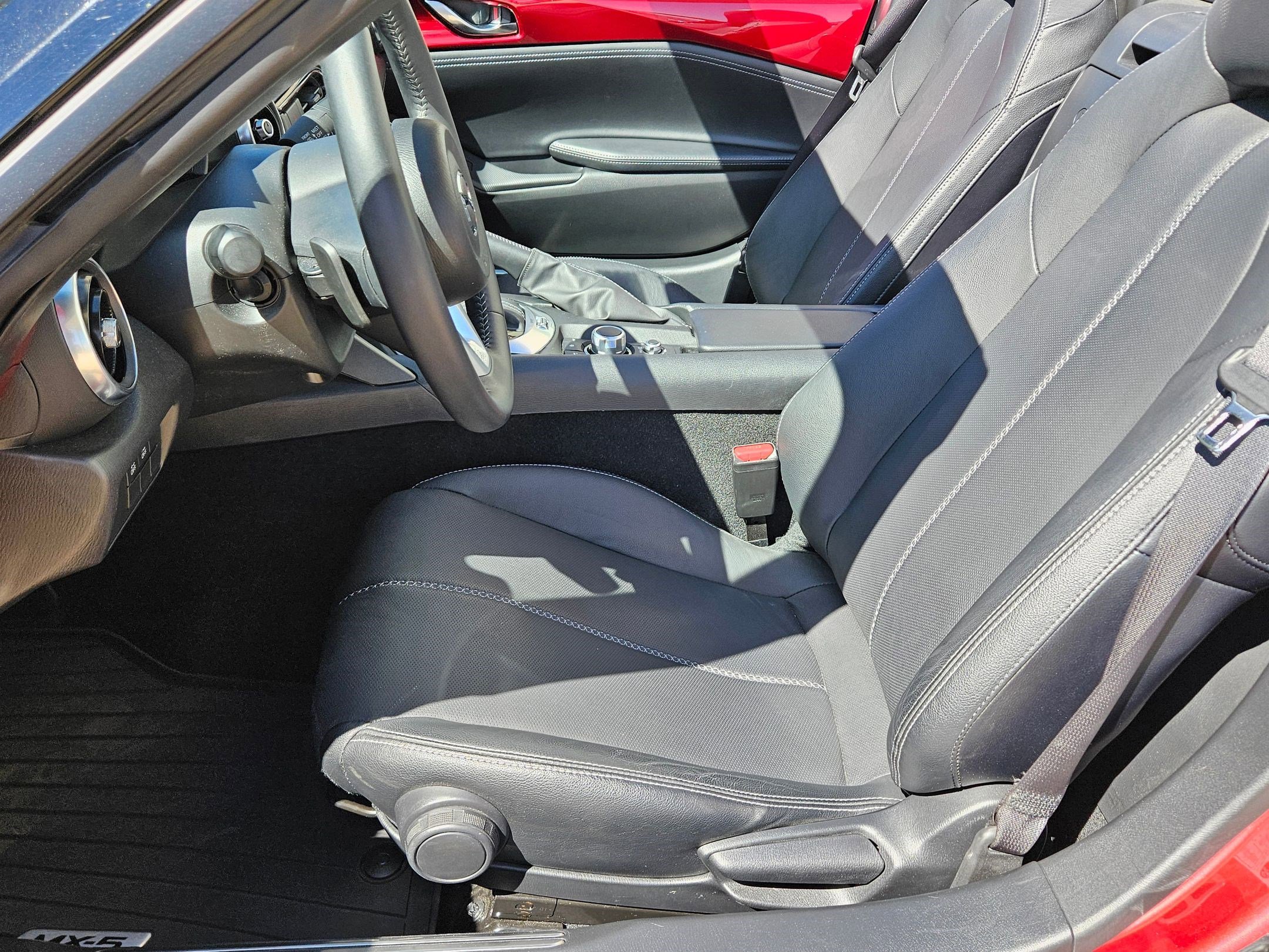 2023 Mazda MX-5 Miata Miata Grand Touring photo 16