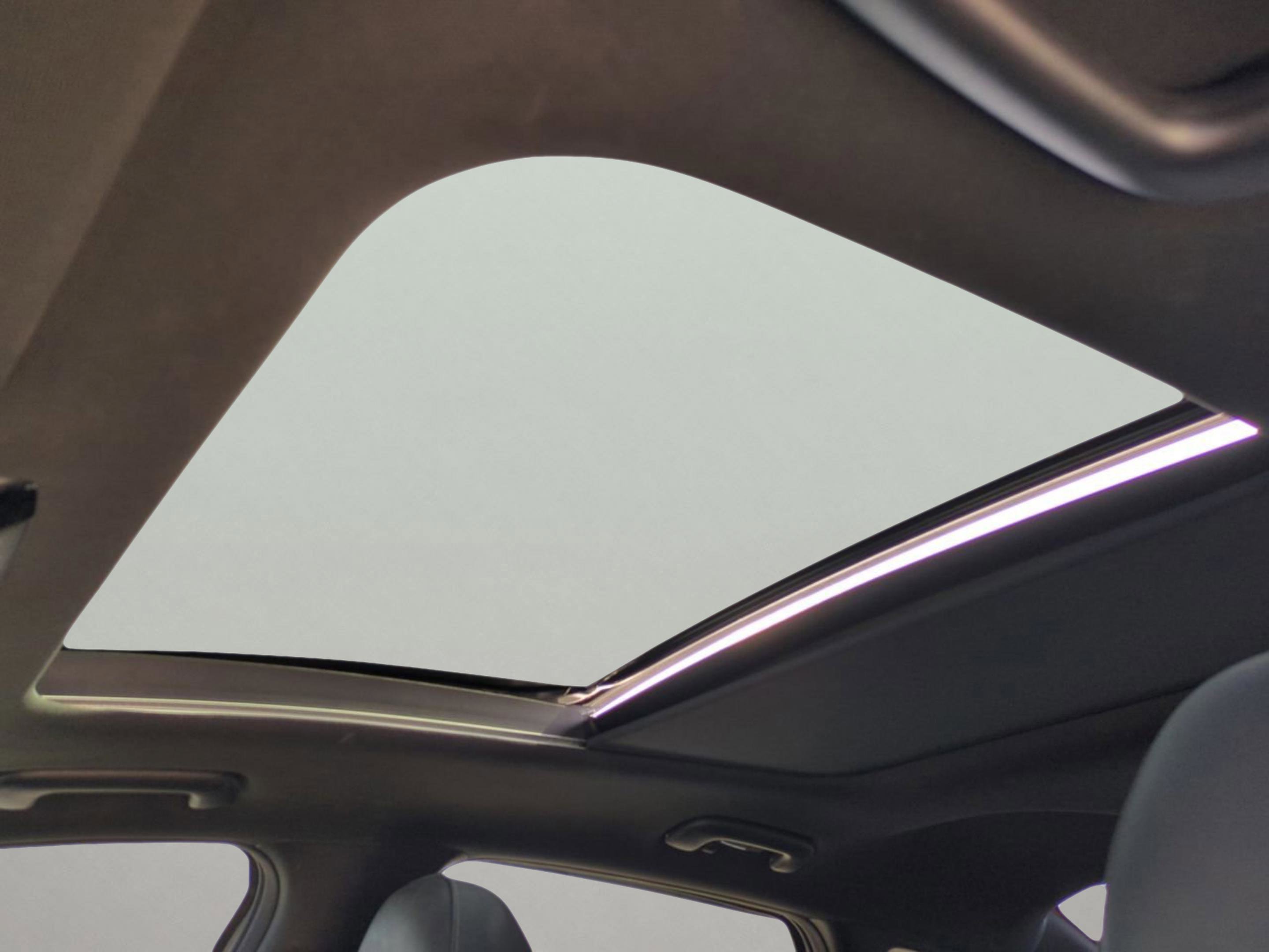 2021 Kia K5 GT-Line photo 21