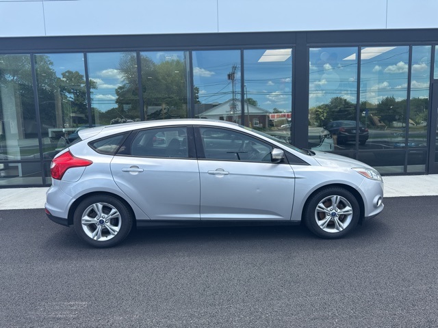 Used 2013 Ford Focus SE with VIN 1FADP3K21DL258292 for sale in Seekonk, MA