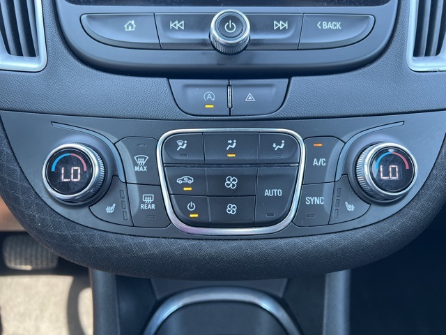 2023 Chevrolet Malibu 1LT photo 18