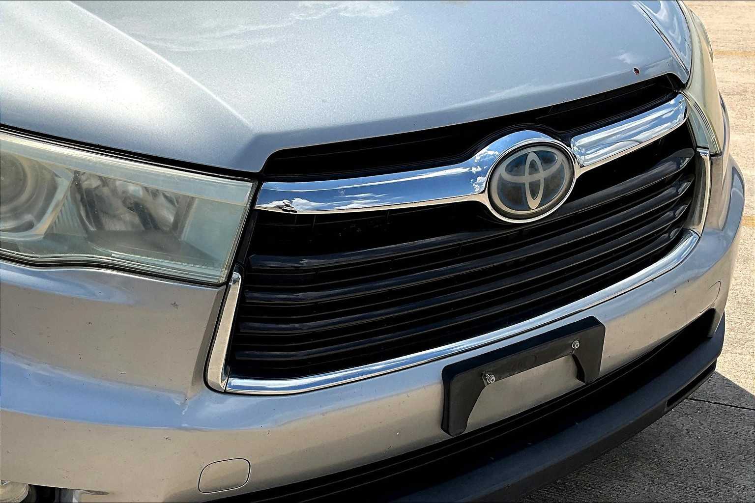 2016 Toyota Highlander Hybrid Limited Platinum photo 28