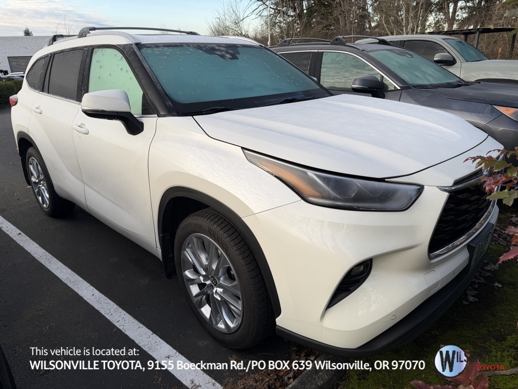 2020 Toyota Highlander Limited's photo