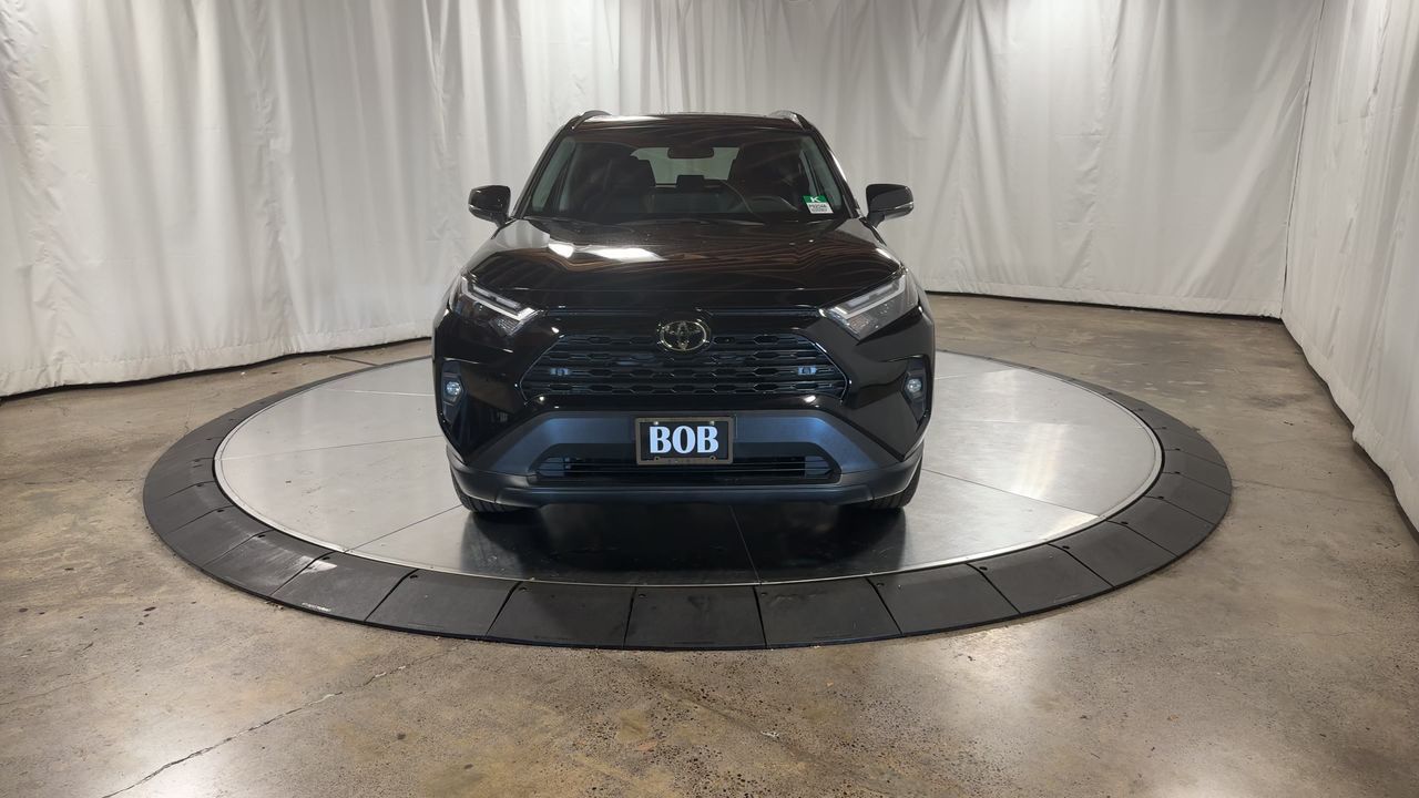 2025 Toyota RAV4 XLE Premium photo 3