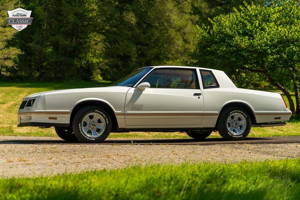 1987 Chevrolet Monte Carlo SS photo 11