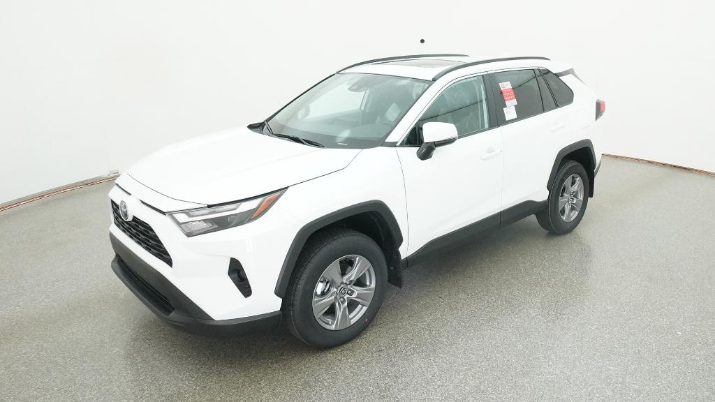 2025 Toyota RAV4 XLE's photo