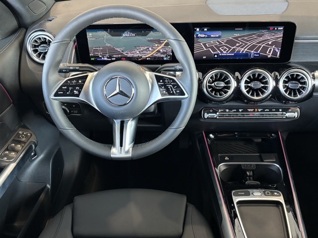 2025 Mercedes Benz EQB 300 4MATIC photo 22