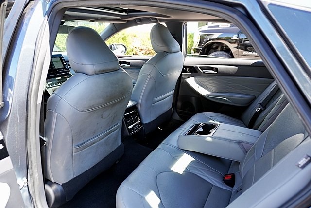 2019 Toyota Avalon Limited photo 16