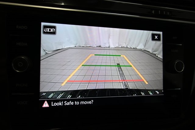 2024 Volkswagen Tiguan SE R-Line Black photo 5