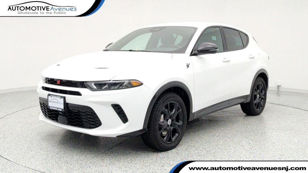 2024 Dodge Hornet R/T's photo