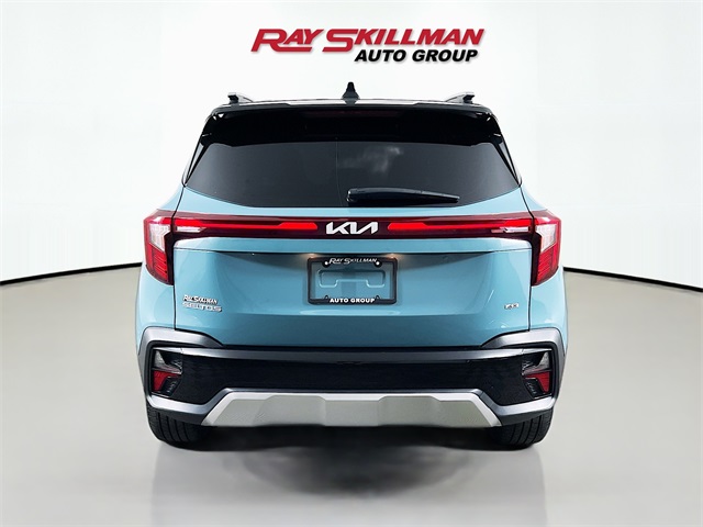 2024 Kia Seltos SX photo 3