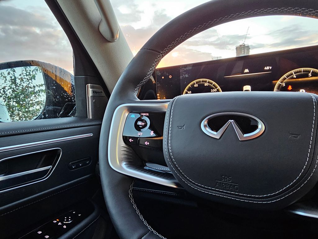 2025 Infiniti QX80 Sensory photo 28