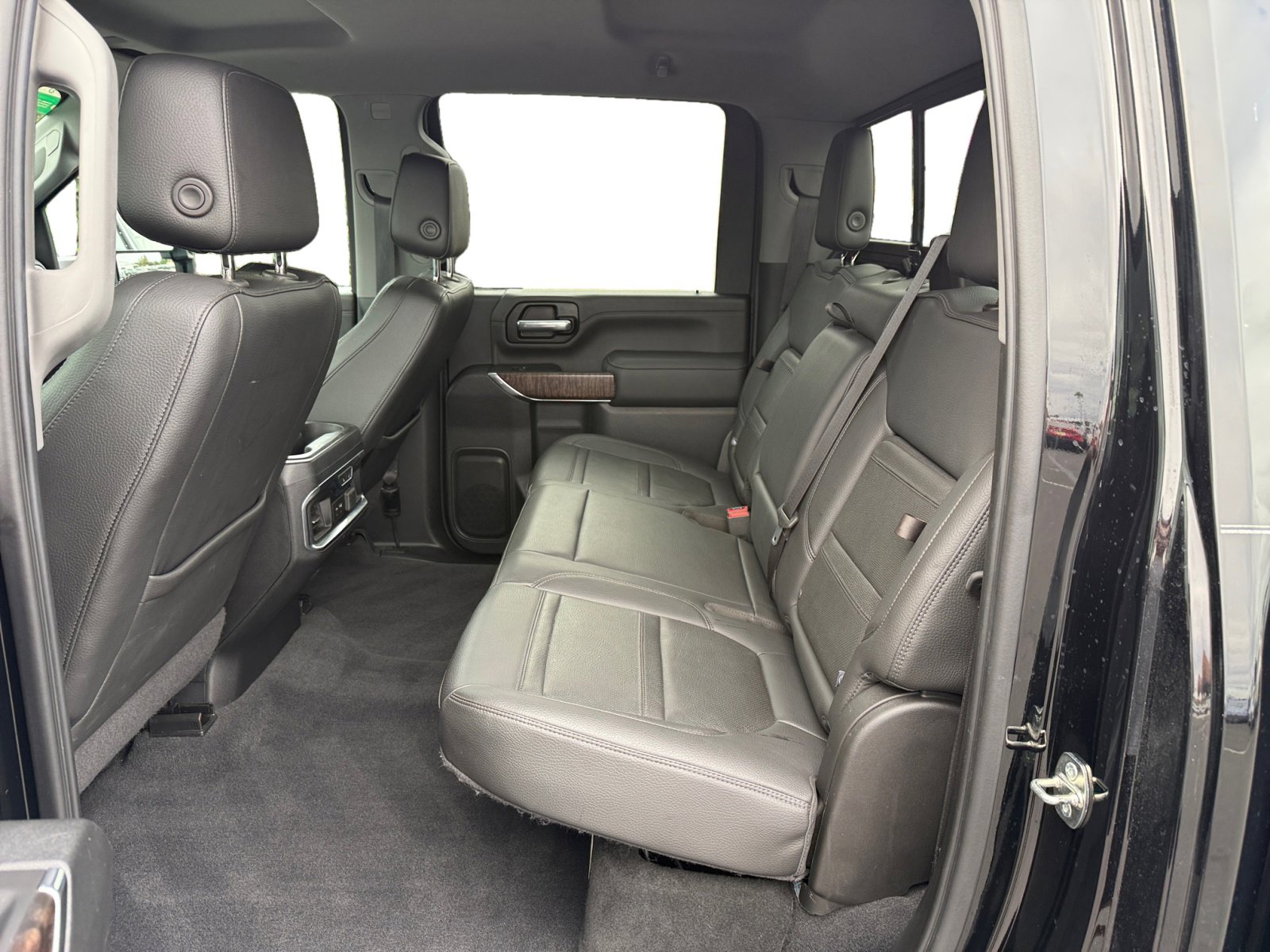 2020 Gmc Sierra 2500 HD Denali photo 16