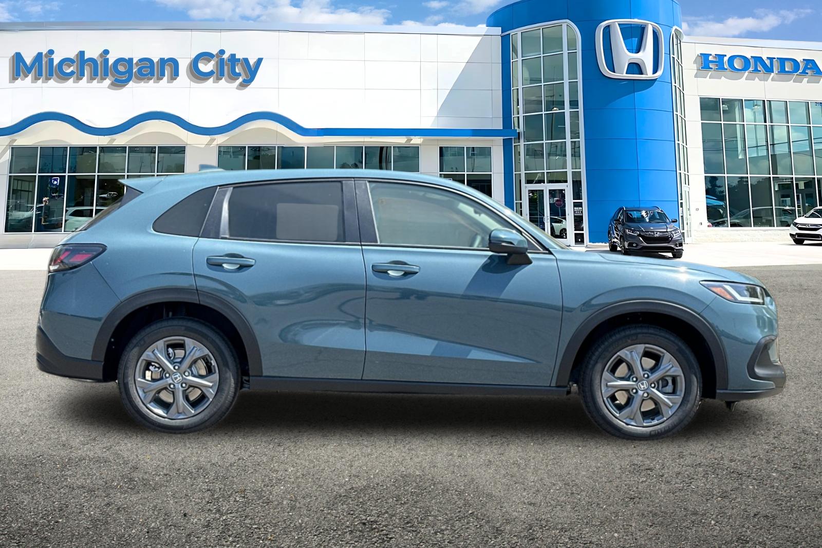 2026 Honda HR-V LX photo 5