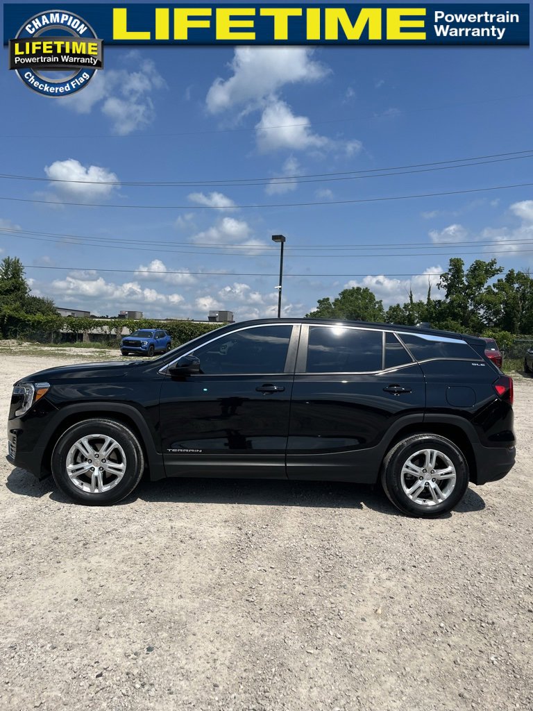 2023 Gmc Terrain SLE photo 2