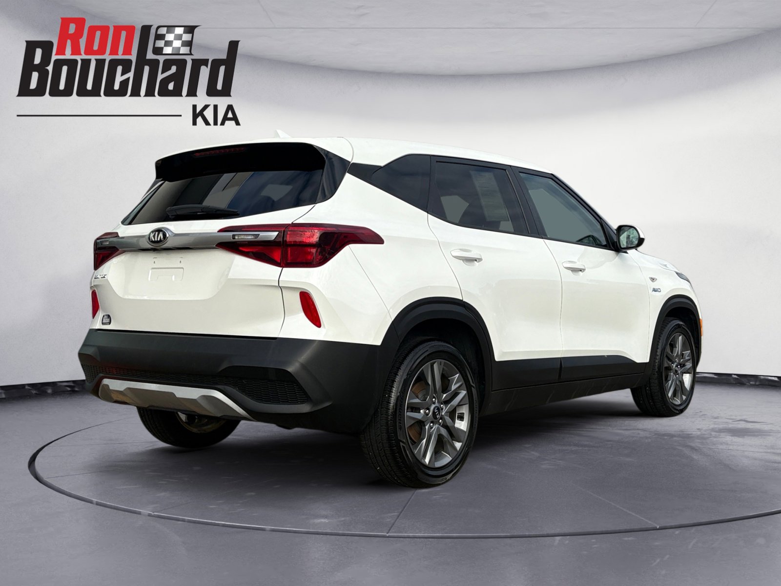 Used 2021 Kia Seltos LX with VIN KNDEPCAAXM7044563 for sale in Lancaster, MA