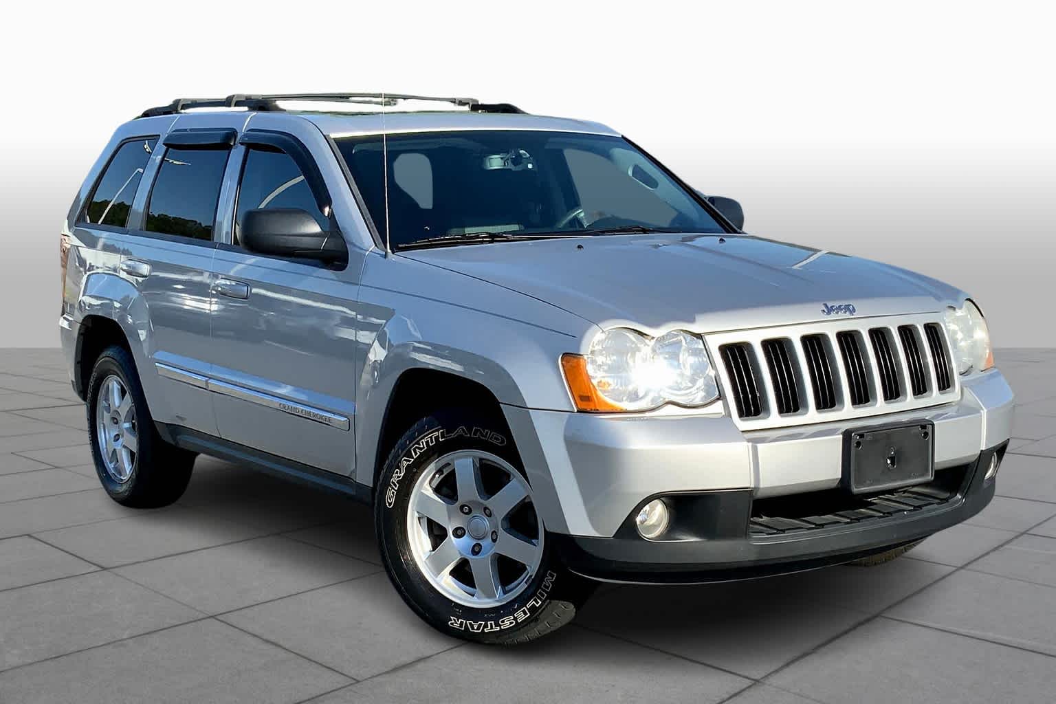 Used 2010 Jeep Grand Cherokee Laredo with VIN 1J4PS4GK2AC117984 for sale in Columbus, GA