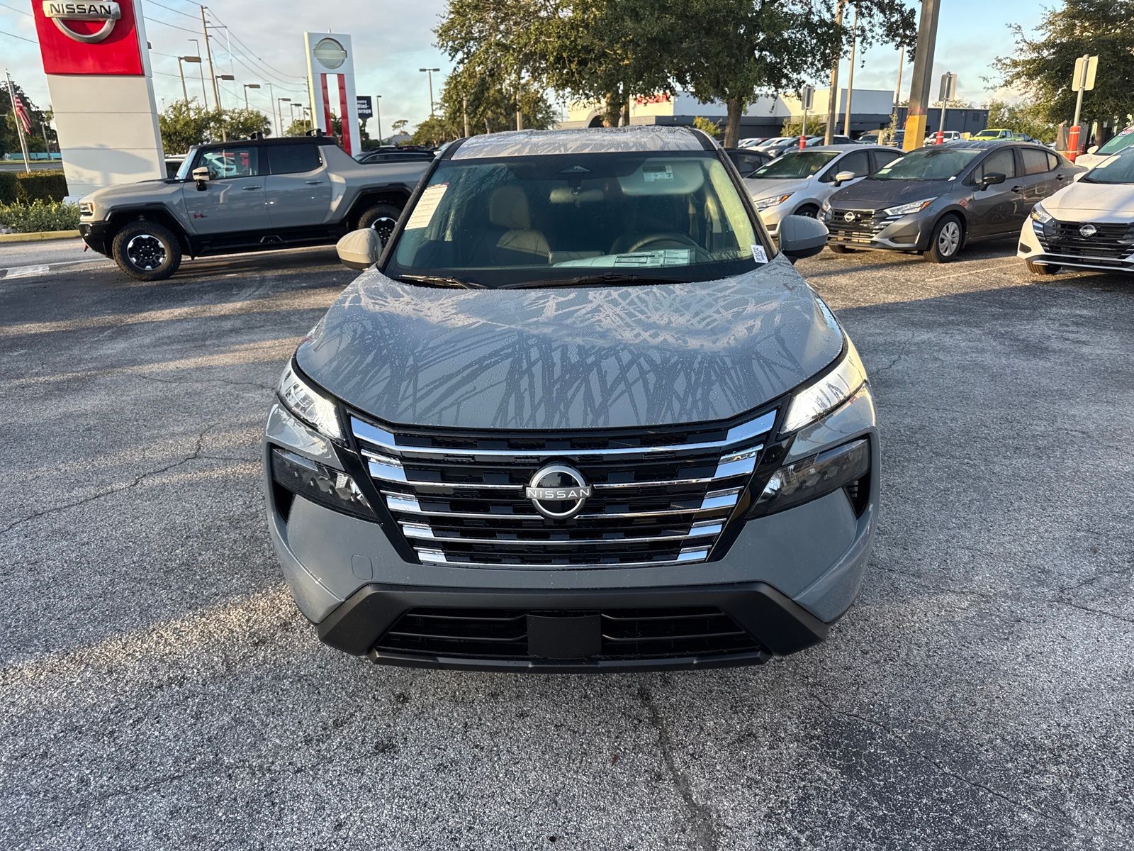 2026 Nissan Rogue SV photo 3