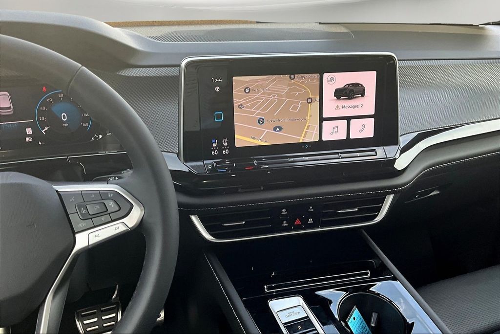 2026 Volkswagen Atlas Cross Sport SEL Premium R-Line photo 3