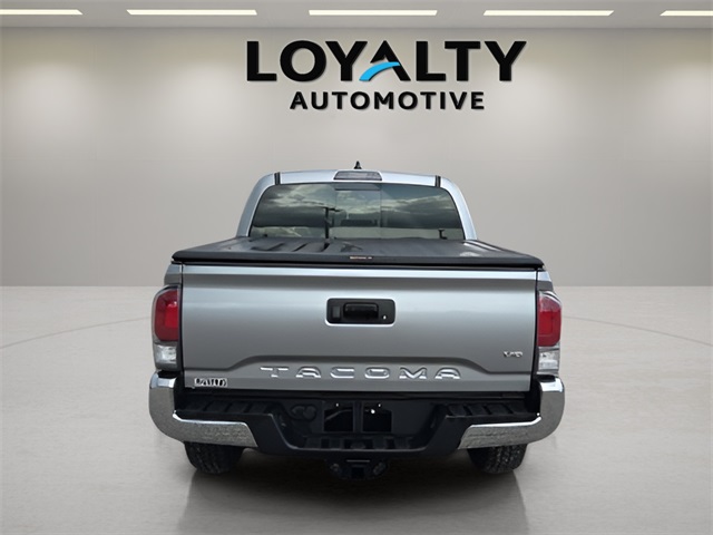 2022 Toyota Tacoma TRD Off-Road photo 4