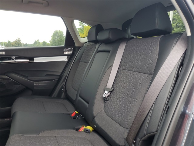 2025 Kia Seltos S photo 9