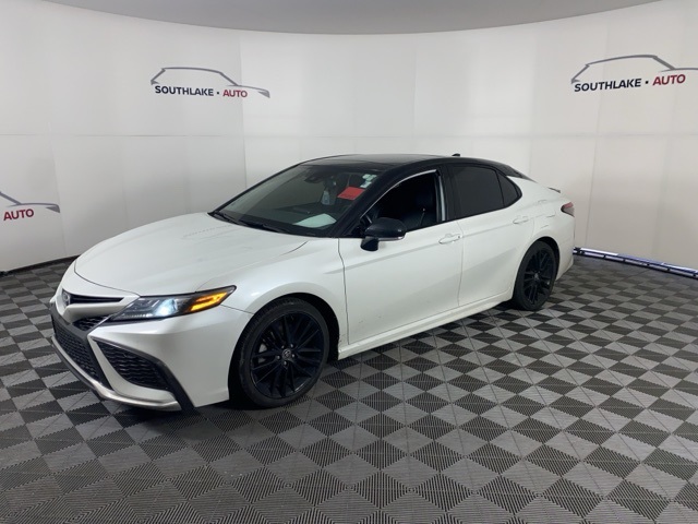 2022 Toyota Camry XSE photo 4