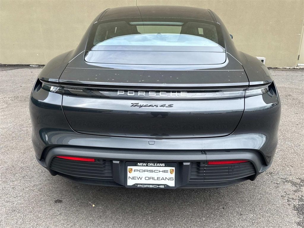 2025 Porsche Taycan 4S photo 13
