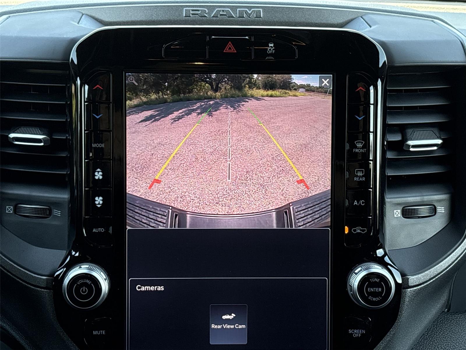2026 Ram 2500 Tradesman photo 17
