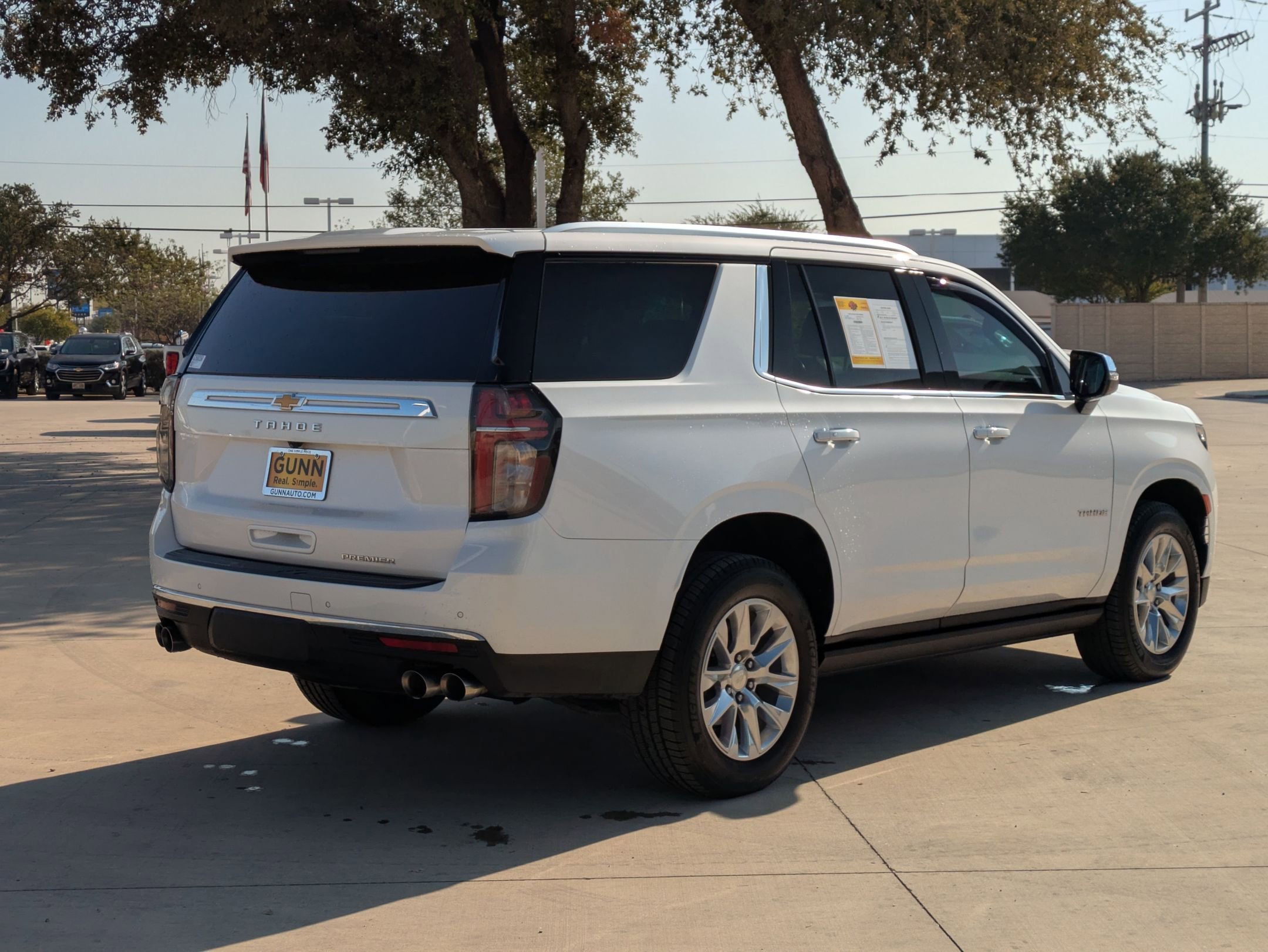 2022 Chevrolet Tahoe Premier photo 3