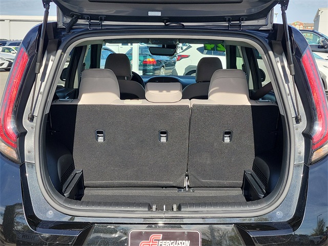 2024 Kia Soul LX S photo 4