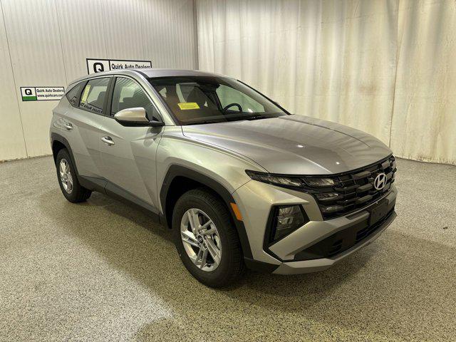 2026 Hyundai Tucson SE photo 3