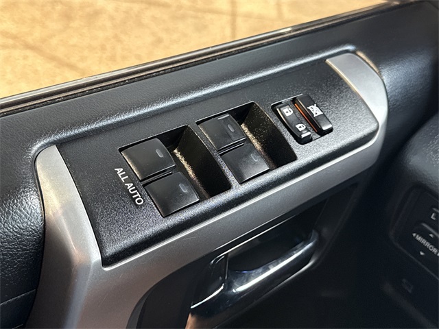 2023 Toyota 4Runner Limited photo 17