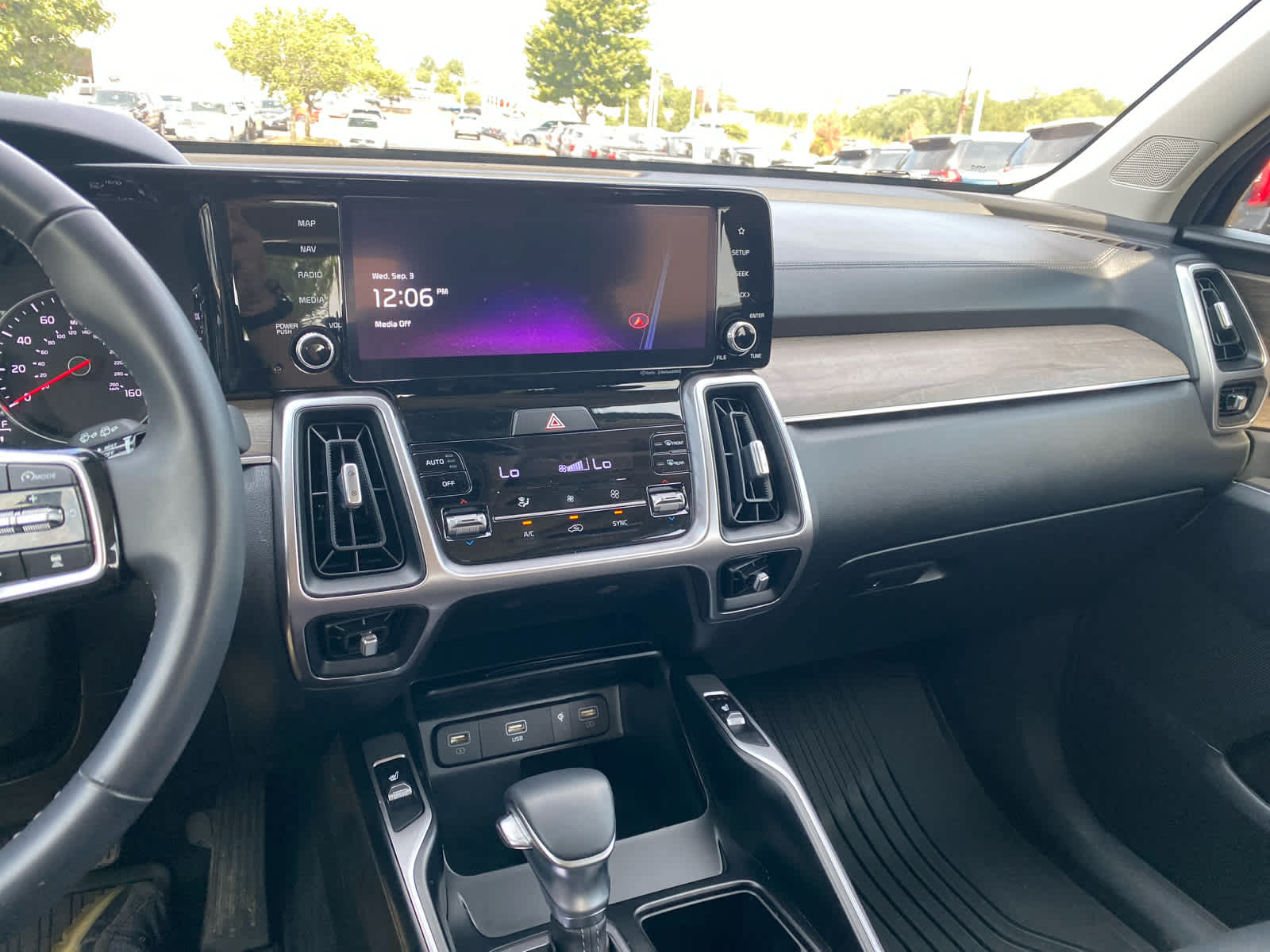 2023 Kia Sorento EX photo 16