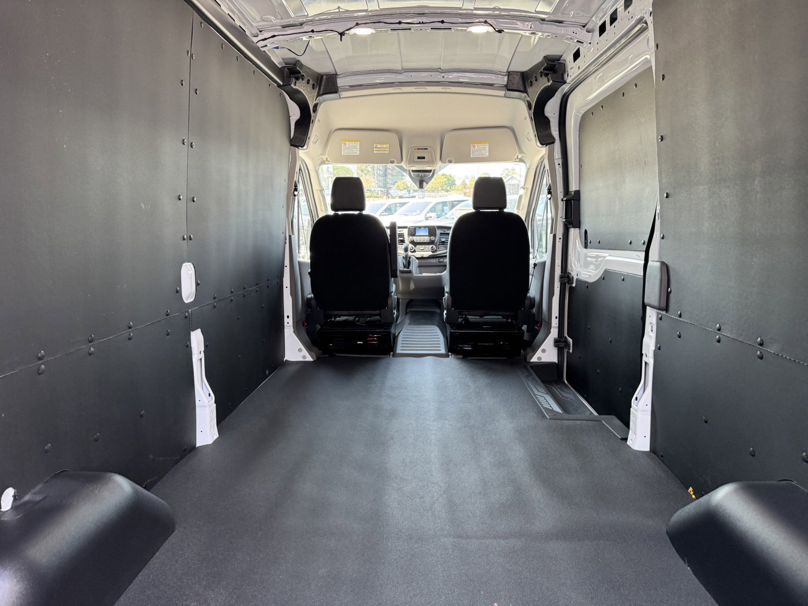 2025 Ford Transit Cargo Van photo 10
