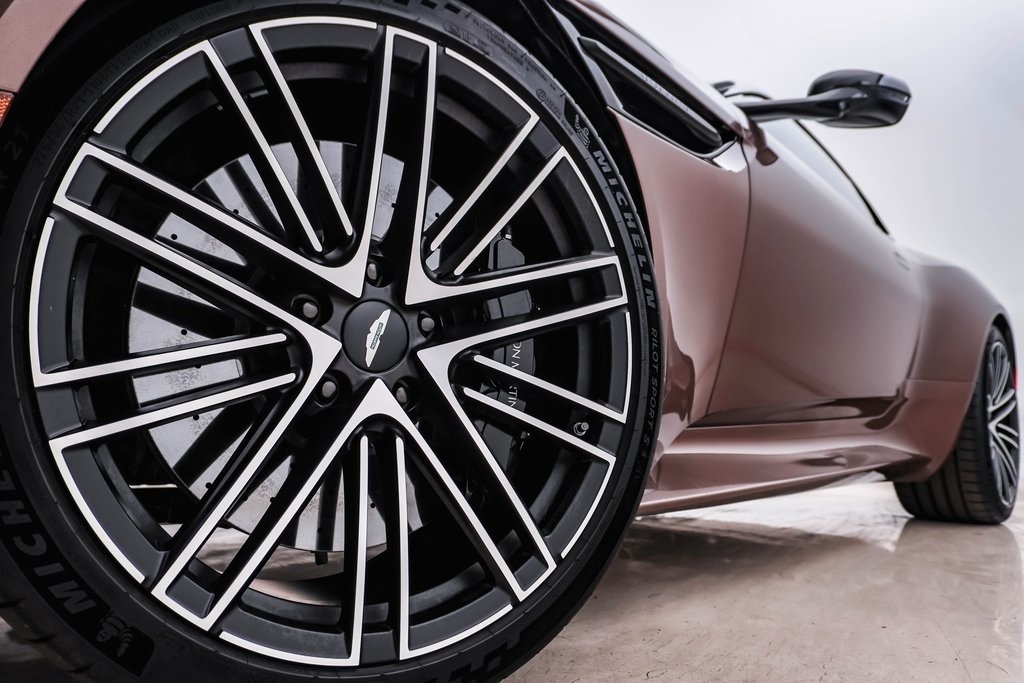 2024 Aston Martin DB12 AM5 photo 5