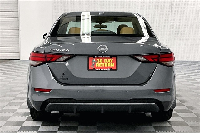 2025 Nissan Sentra SV photo 4