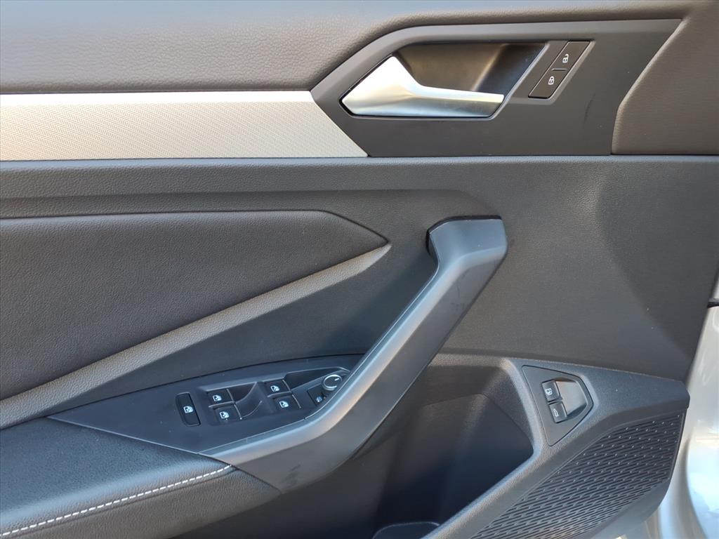 2024 Volkswagen Jetta S photo 13
