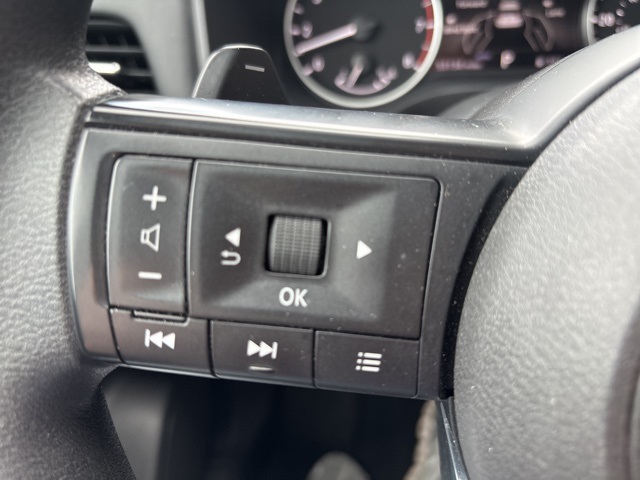 2024 Nissan Rogue SV photo 18