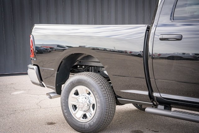 2025 Ram 2500 Tradesman photo 6