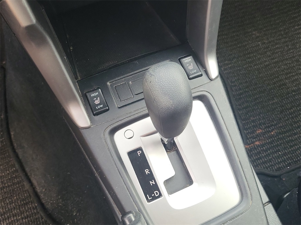 2014 Subaru Forester 2.5i Premium photo 16