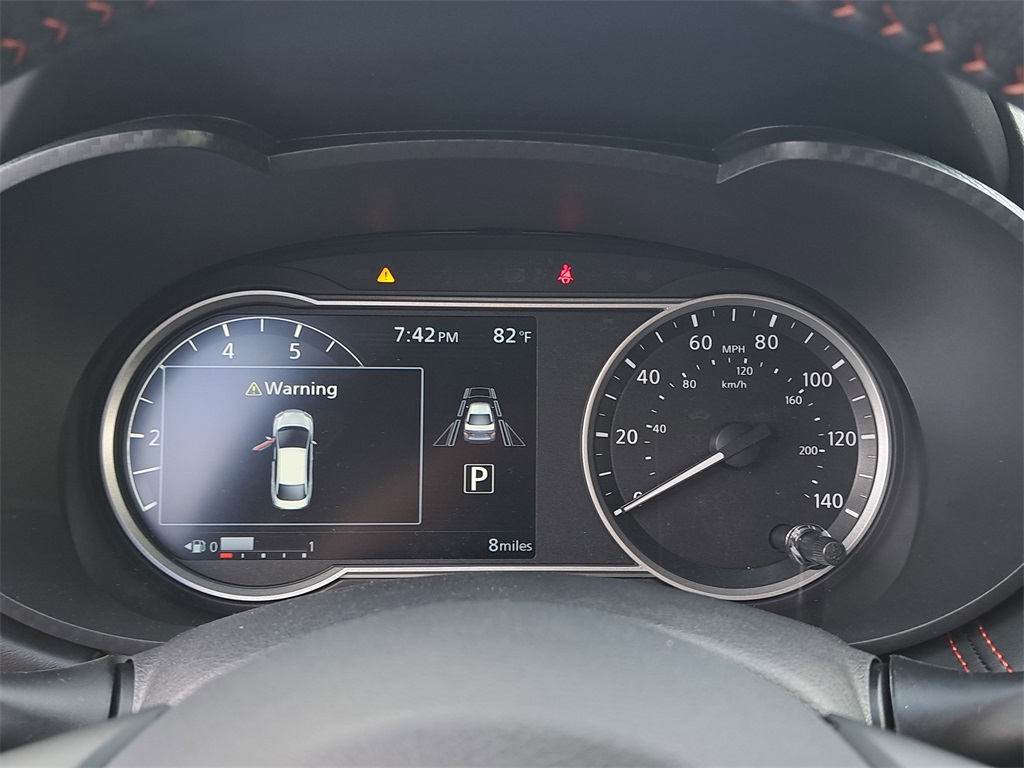 2025 Nissan Versa 1.6 SR photo 26