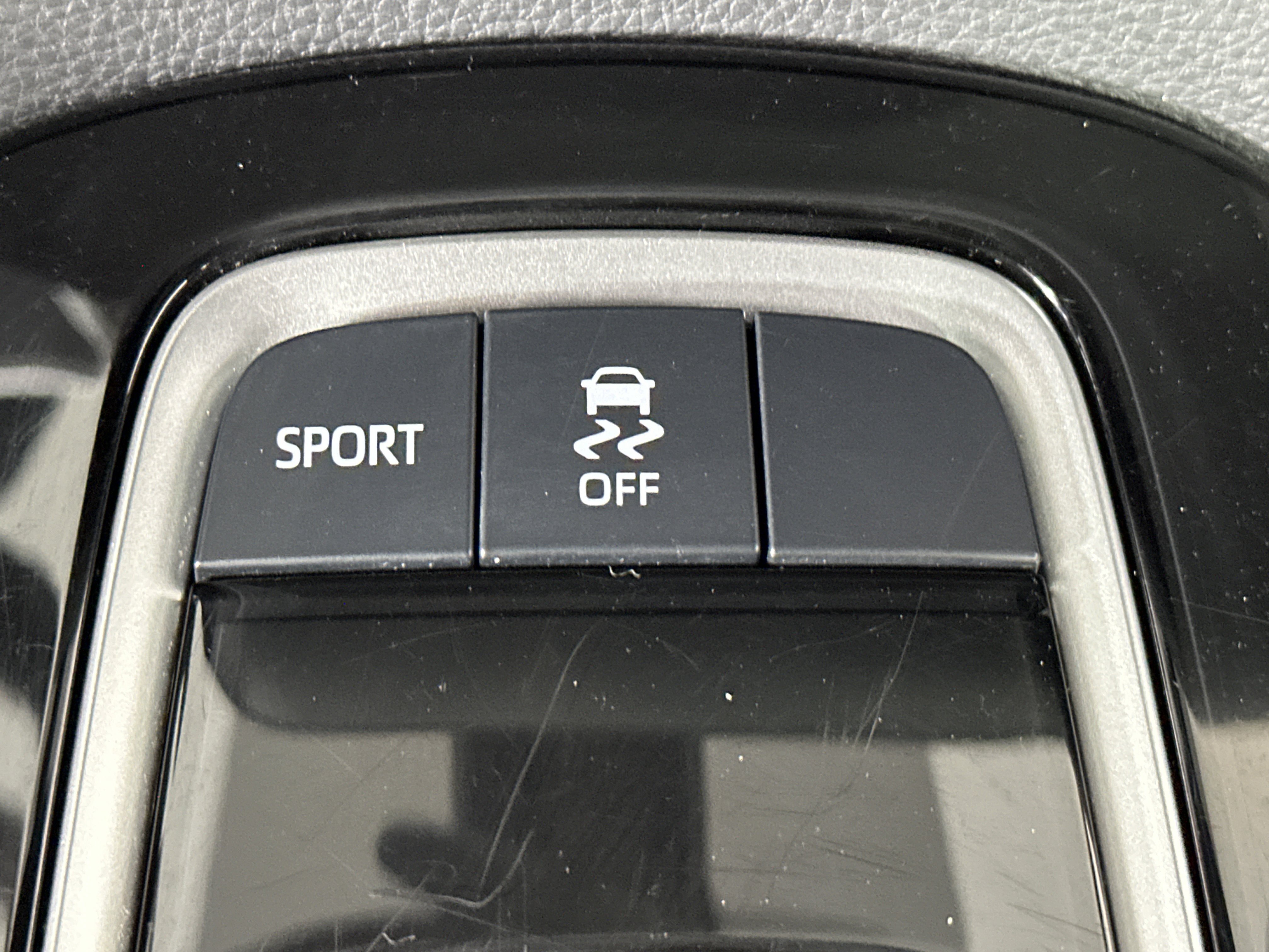 2022 Toyota Corolla SE photo 5