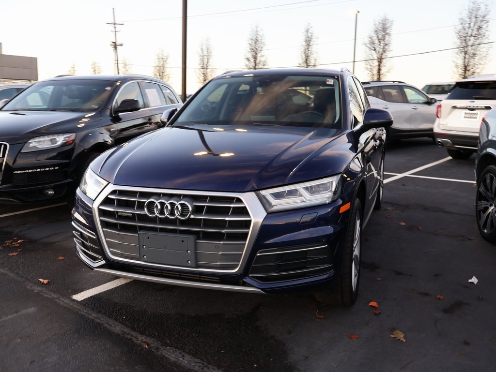 2018 Audi Q5 2.0T Premium Plus photo 2