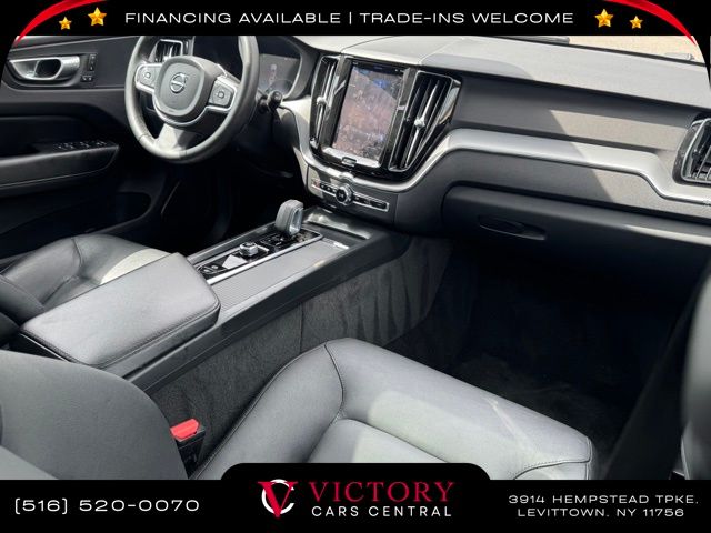 2024 Volvo XC60 B5 Core photo 19
