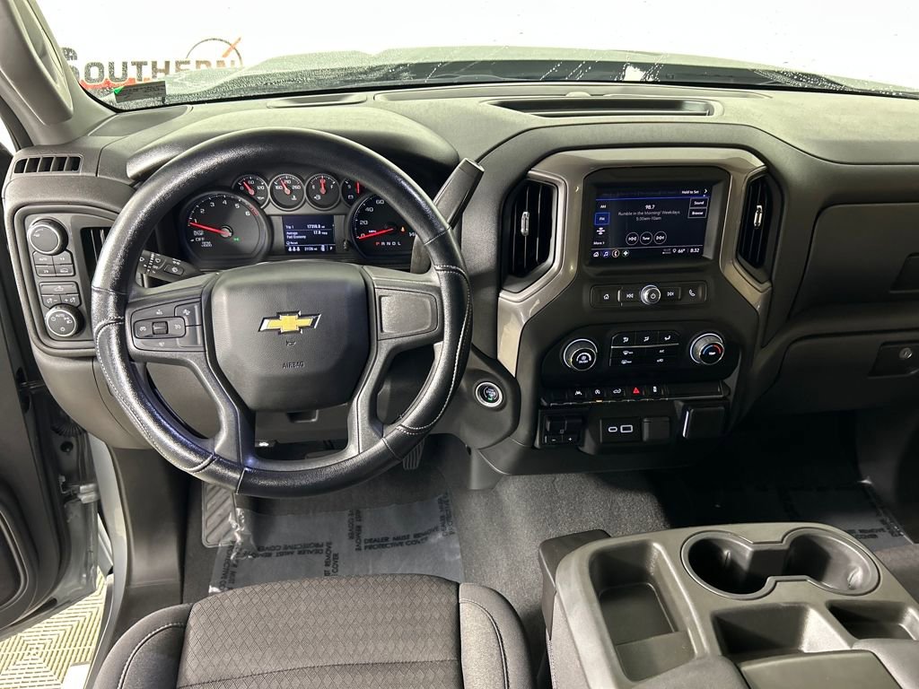 2024 Chevrolet Silverado 1500 Custom photo 24
