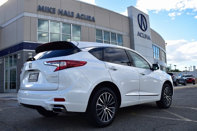 2025 Acura RDX Advance photo 2