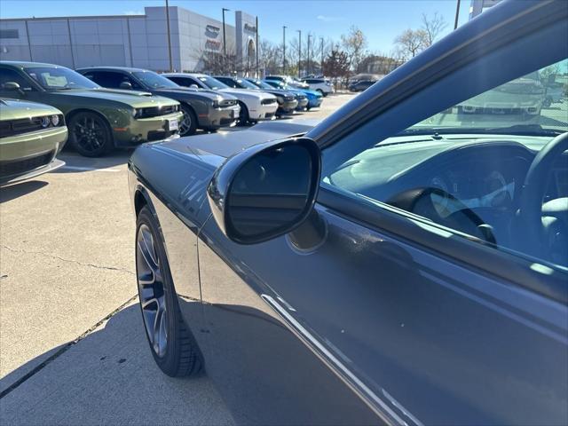 2023 Dodge Challenger R/T photo 5