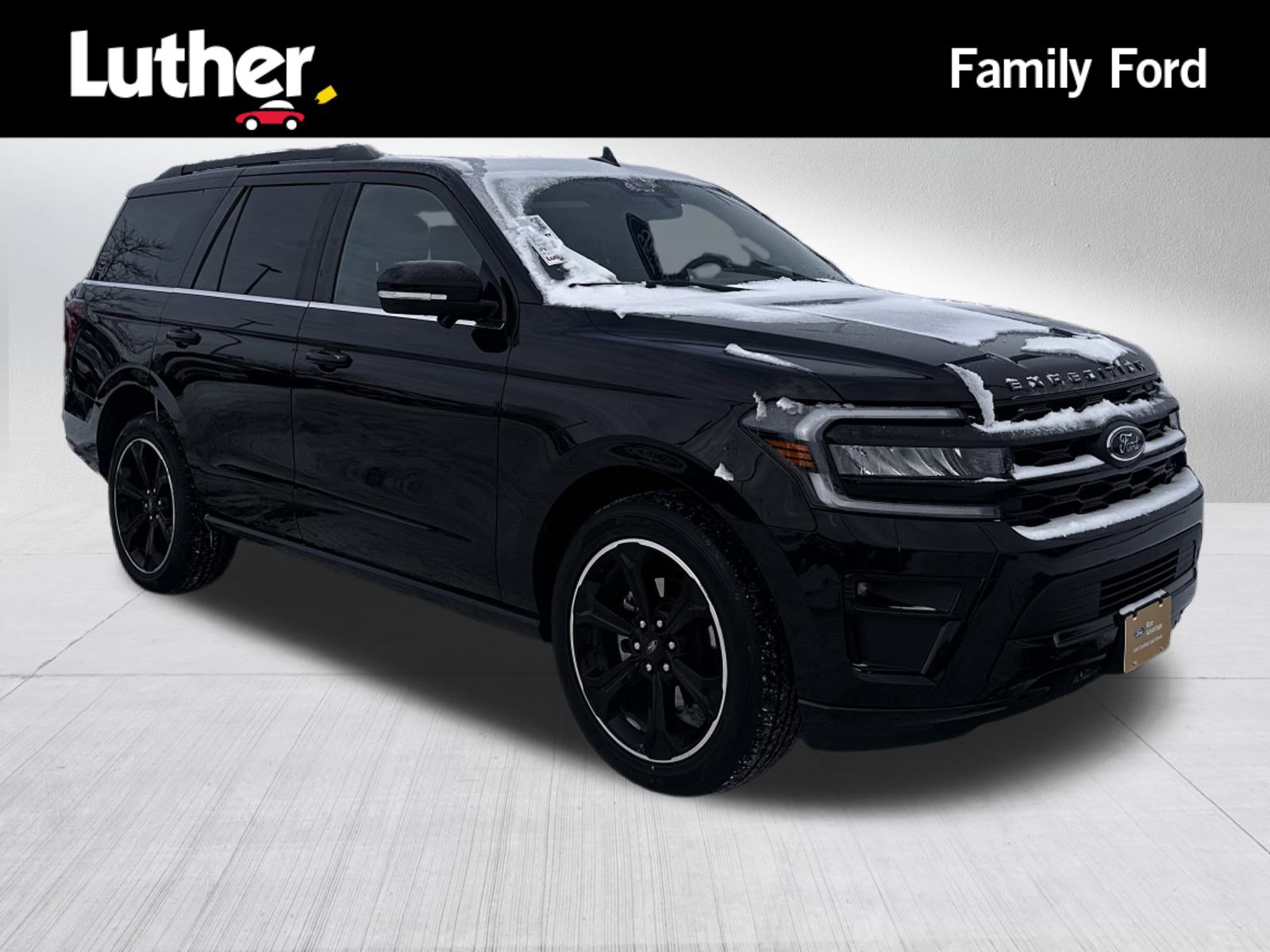 2023 Ford Expedition Limited's photo